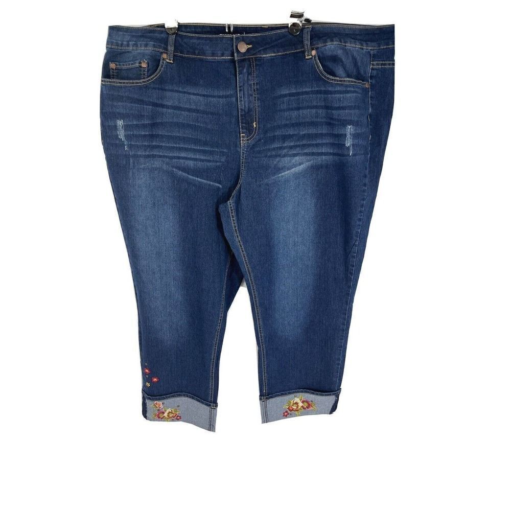 Avenue Blue Jeans High Rise Embroidery Flower‎ Ankle roll cuff Plus Size 26